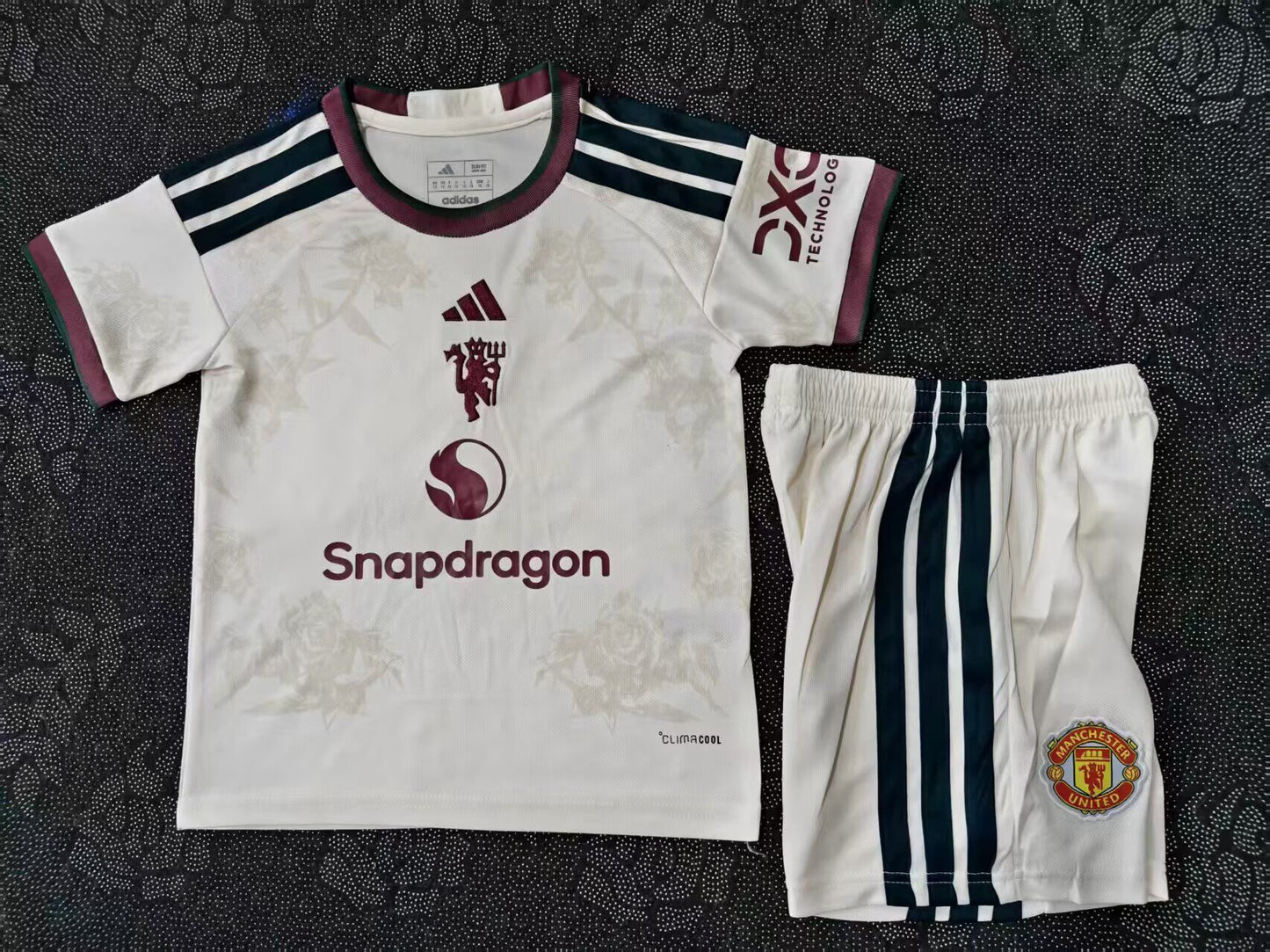 Equipacion Manchester United 26/27 Visitante