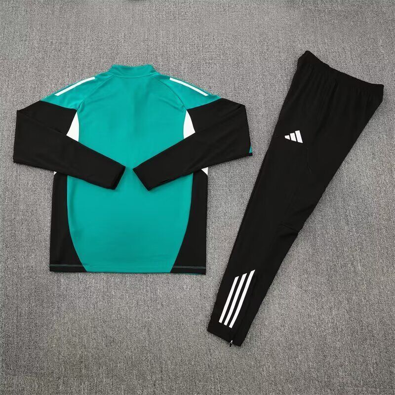 Chandal Liverpool 25/26