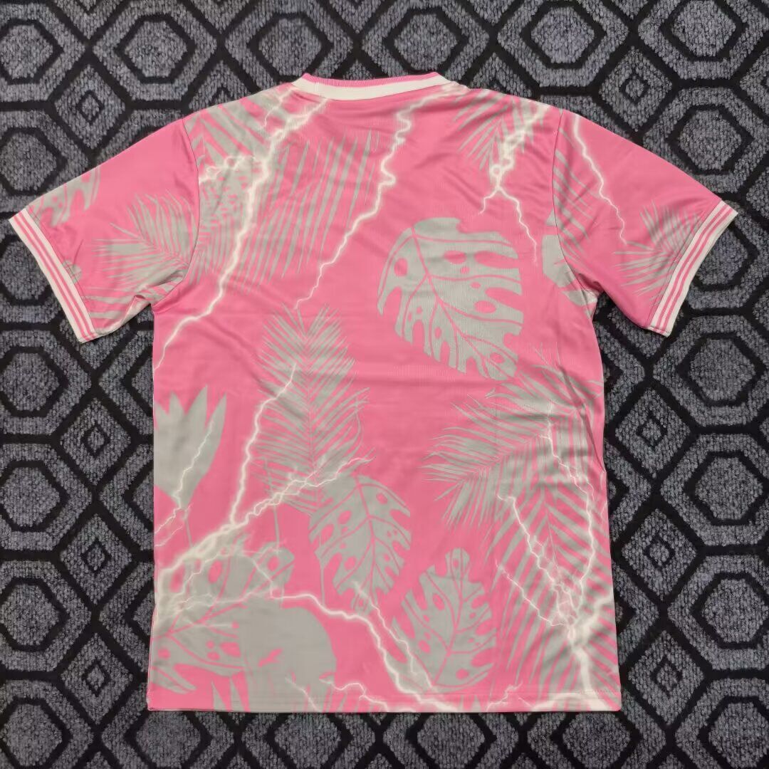 Camiseta Real Madrid Especial Rosa