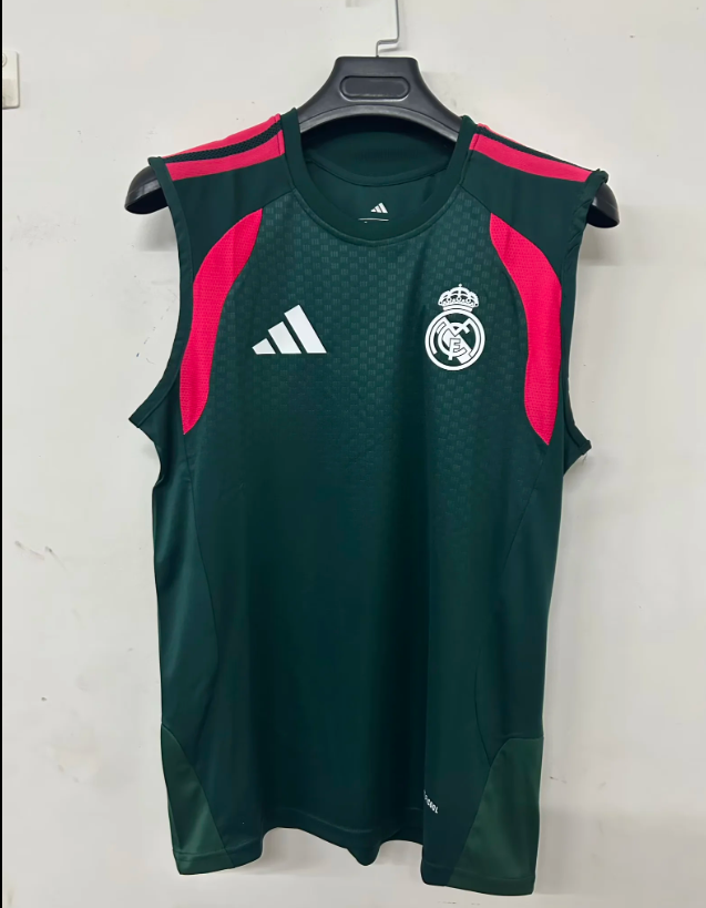 Camiseta sin mangas de entrenamiento Real Madrid 26-27 verde con rosa, versión jugador (tallas S-3XL)