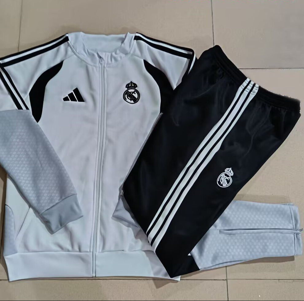 Chandal Real Madrid 26/27 (Talla adulto y niño)