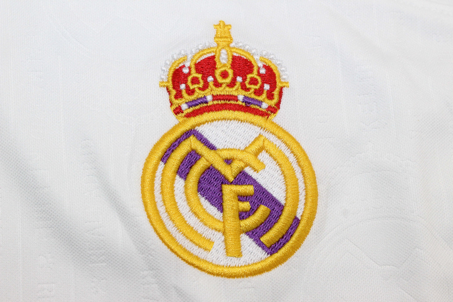 Camiseta manga larga Real Madrid 1996/97 (tallas S-2XL)