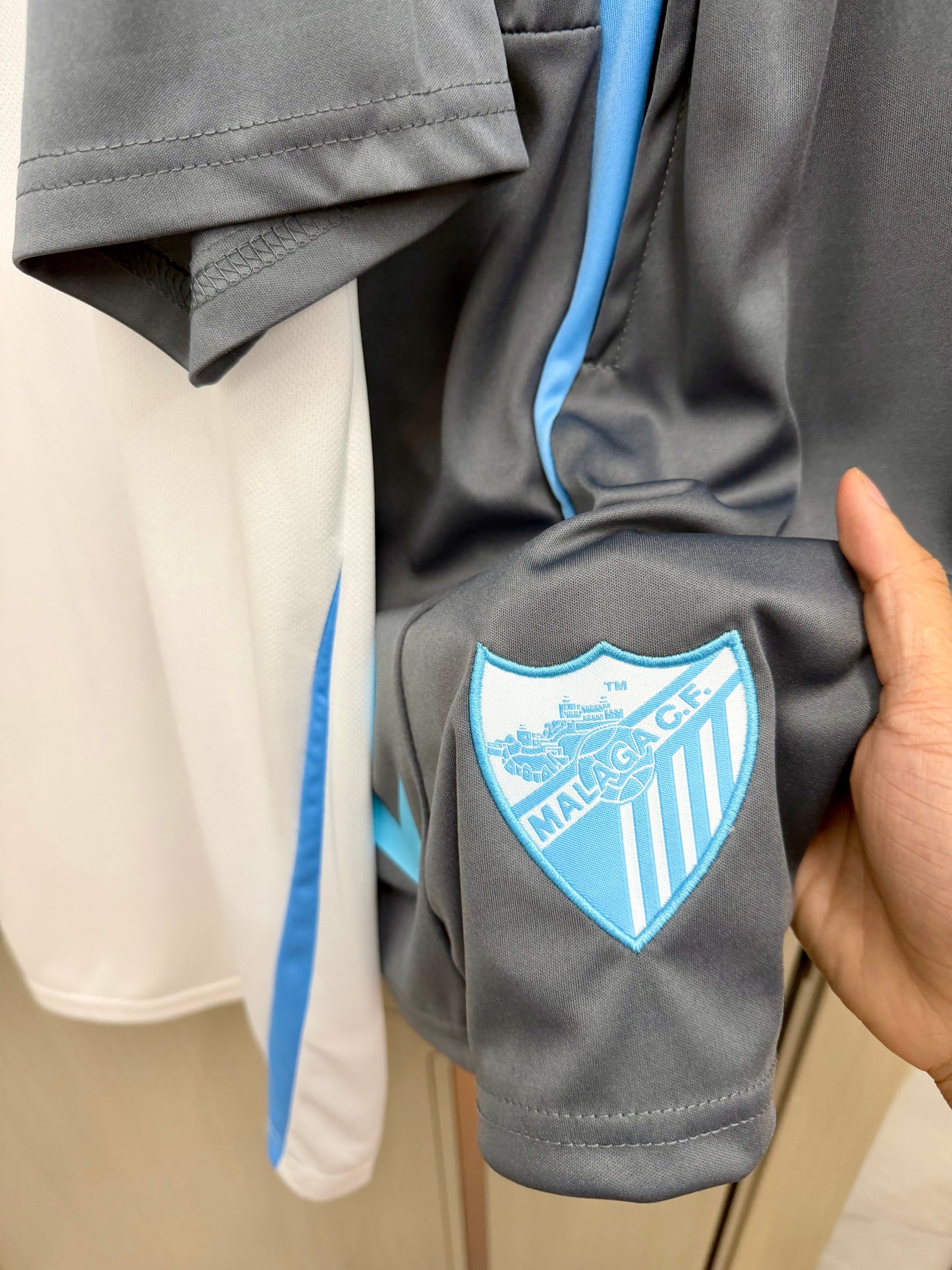 Conjunto entrenamiento Malaga 26/27 (solo talla adulto)