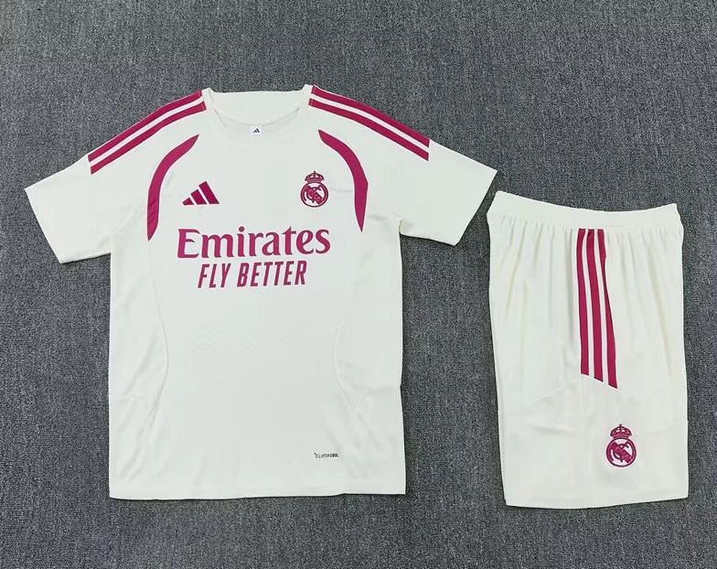 Conjunto de entrenamiento Real Madrid 26-27 blanca con rosa tallas (tallas adultos y niños)