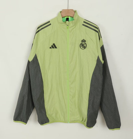 Chaqueta cortavientos verde Real Madrid (tallas S-XXL)