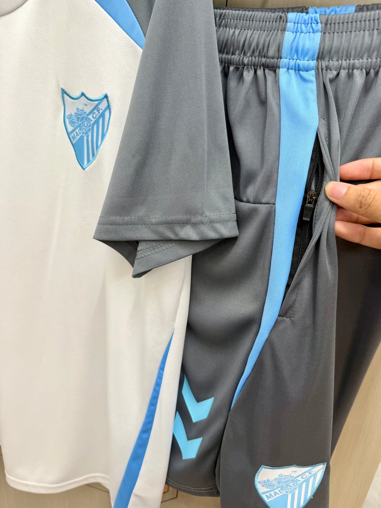 Conjunto entrenamiento Malaga 26/27 (solo talla adulto)