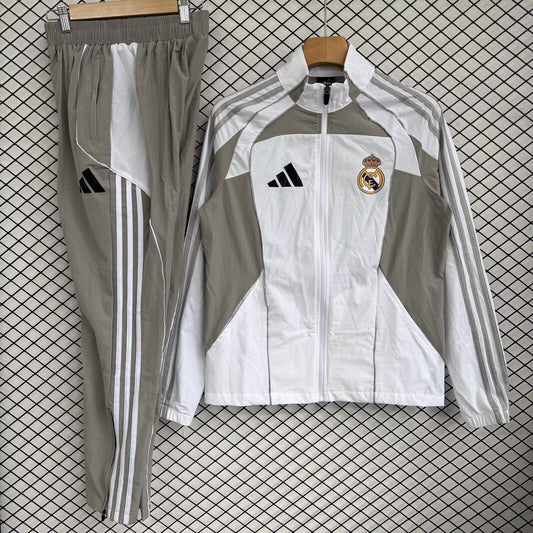 Chandal Cortavientos Real Madrid 25/26 (Solo tallas S-2XL)