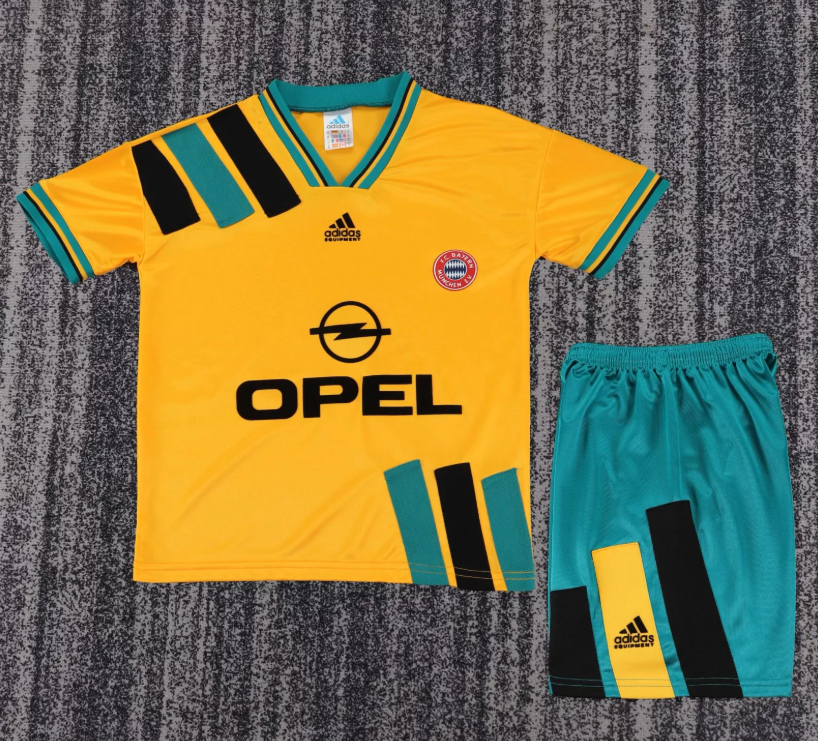 Equipacion Bayern Munich 1993/95 Visitante (talla niño)