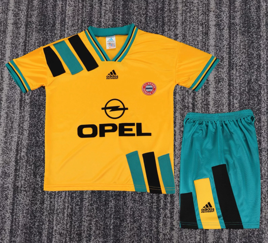 Equipacion Bayern Munich 1993/95 Visitante (talla niño)