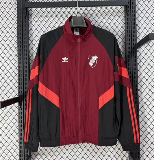 Chaqueta cortavientos River Plate roja con negra (solo tallas S-2XL)