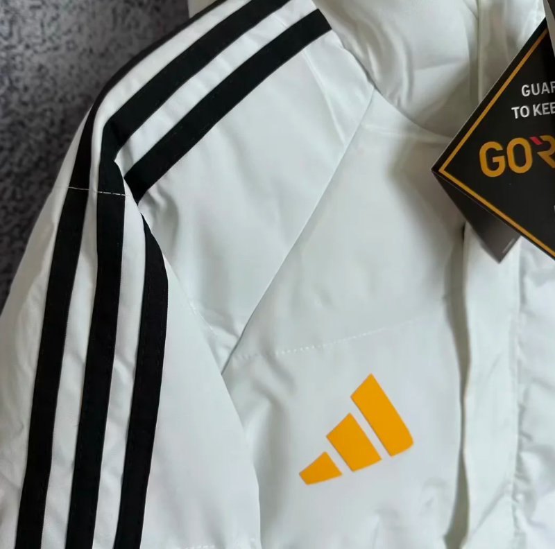 Abrigo España Blanco (Solo tallas S-2XL)
