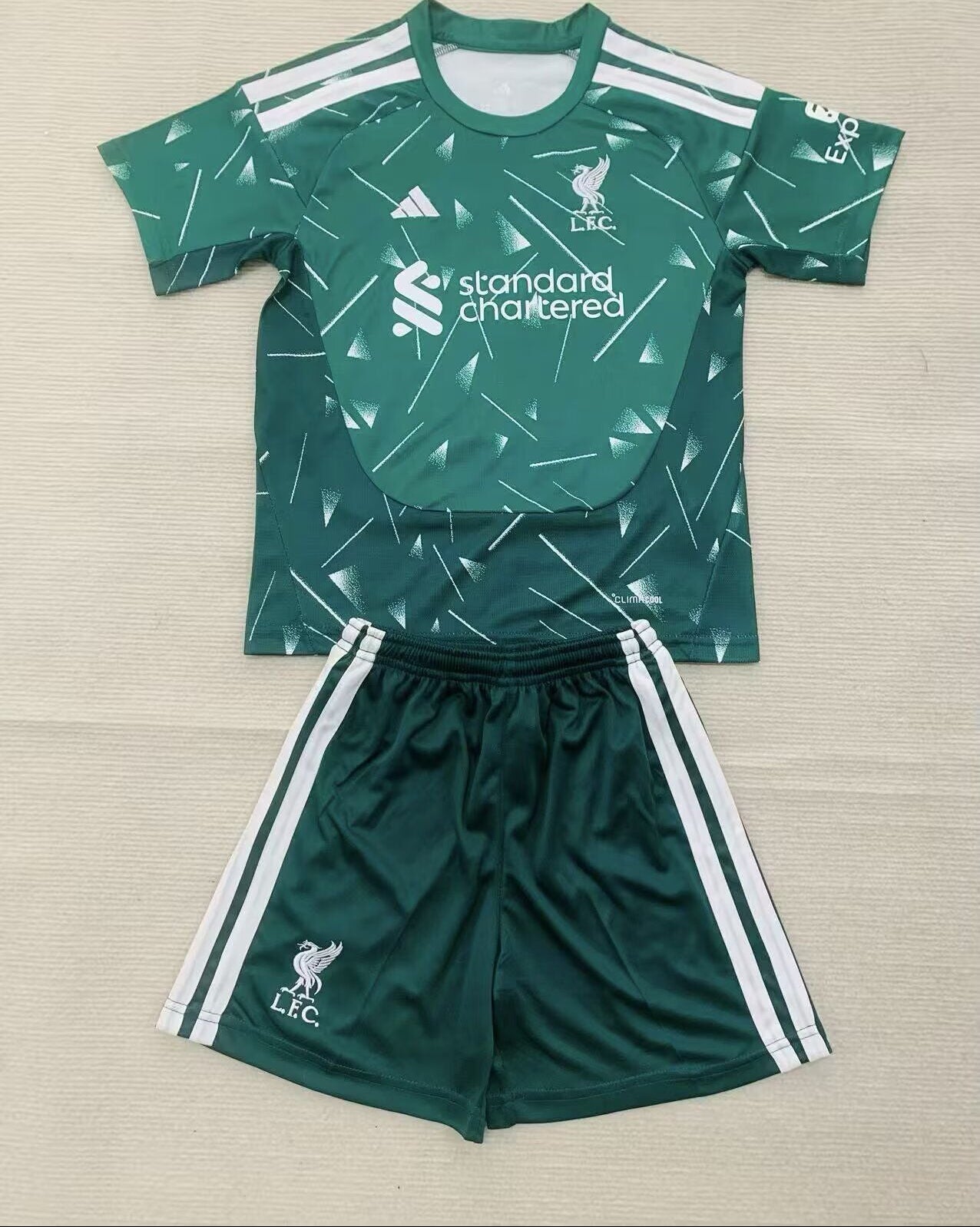 Equipacion de portero Liverpool 26/27 verde