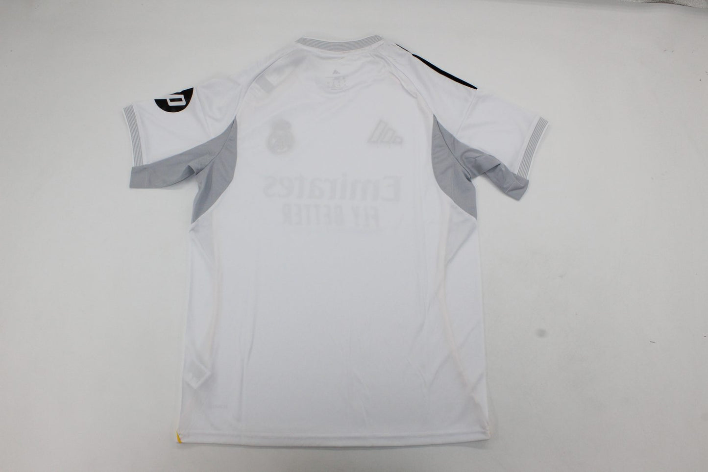 Camiseta Real Madrid 25/26 Local (Tallas S-4XL)