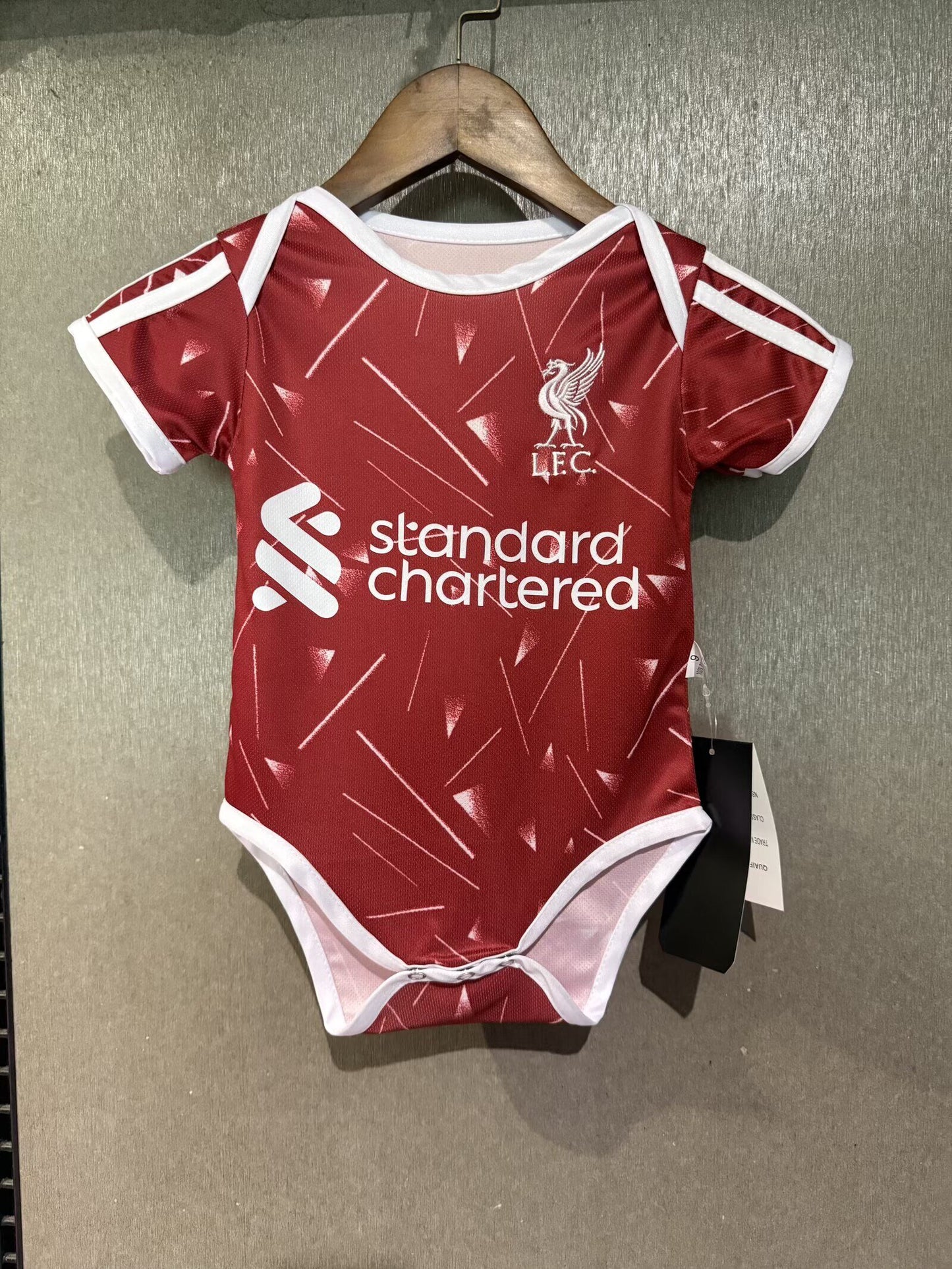 Body Liverpool 26/27 local (6 - 12 meses y 1-2 años)
