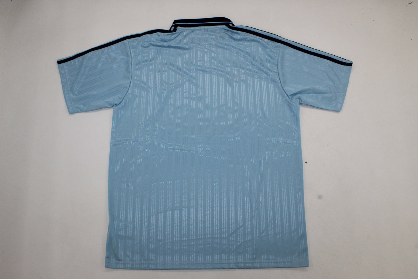 Camiseta adidas Oasis azul (tallas S-XXL)