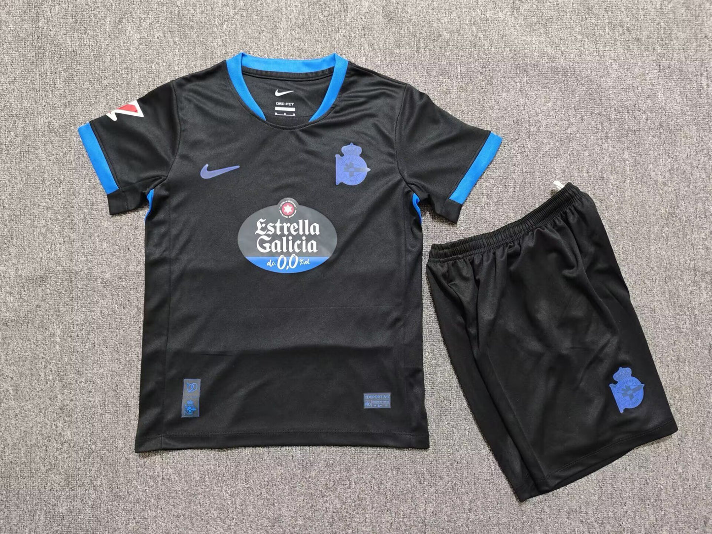 Equipacion Deportivo de la coruña 26/27 Visitante