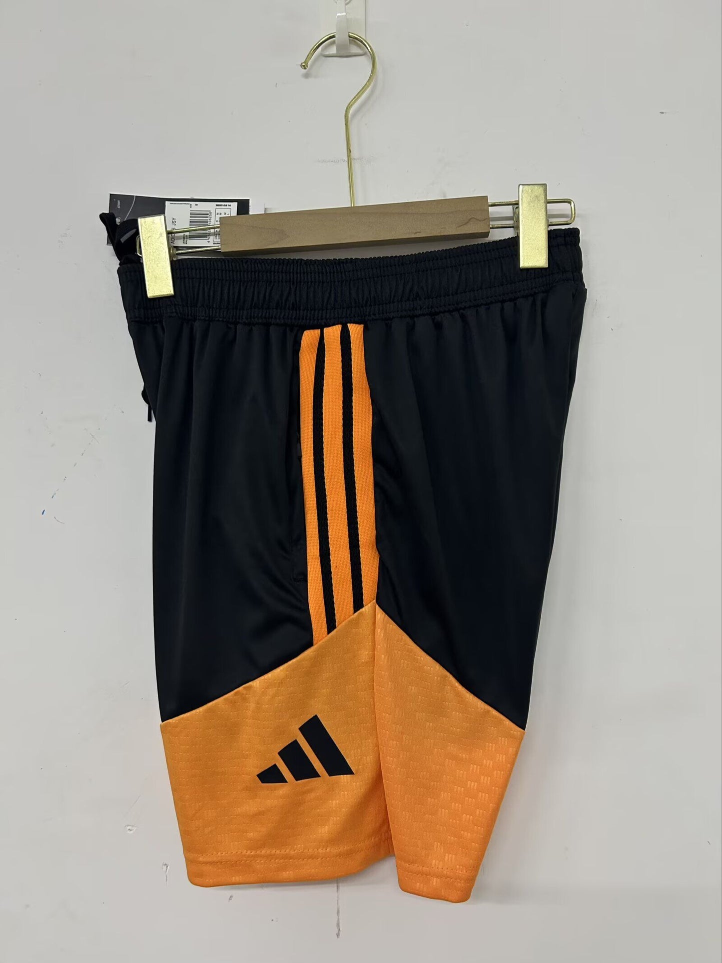 Pantalon corto de entrenamiento Arsenal 26/27 negros con amarillo (tallas S-3XL)