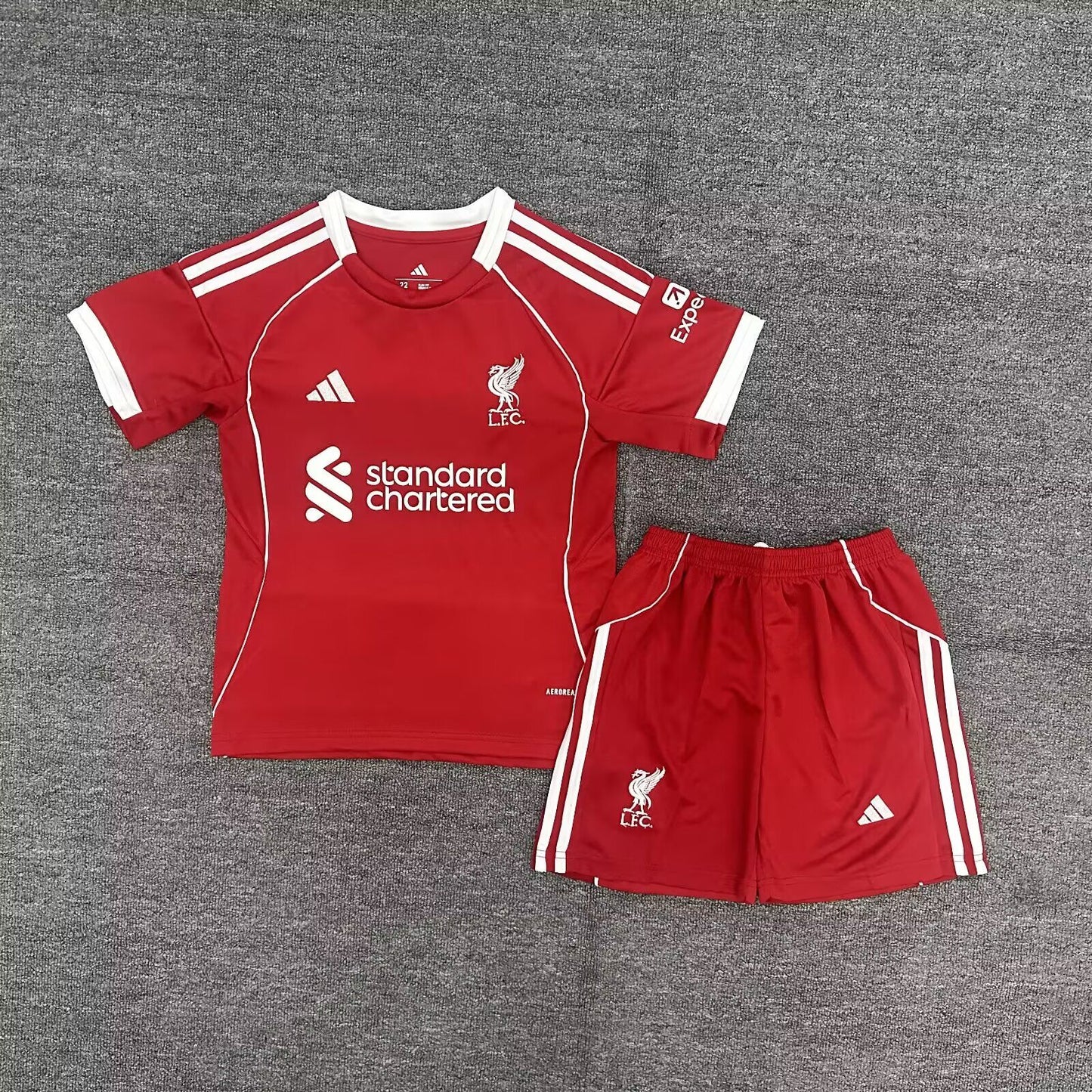 Equipacion Liverpool 25/26 Local