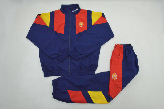 Chandal cortavientos España 2026, modelo EQT(tallas S-XXL)