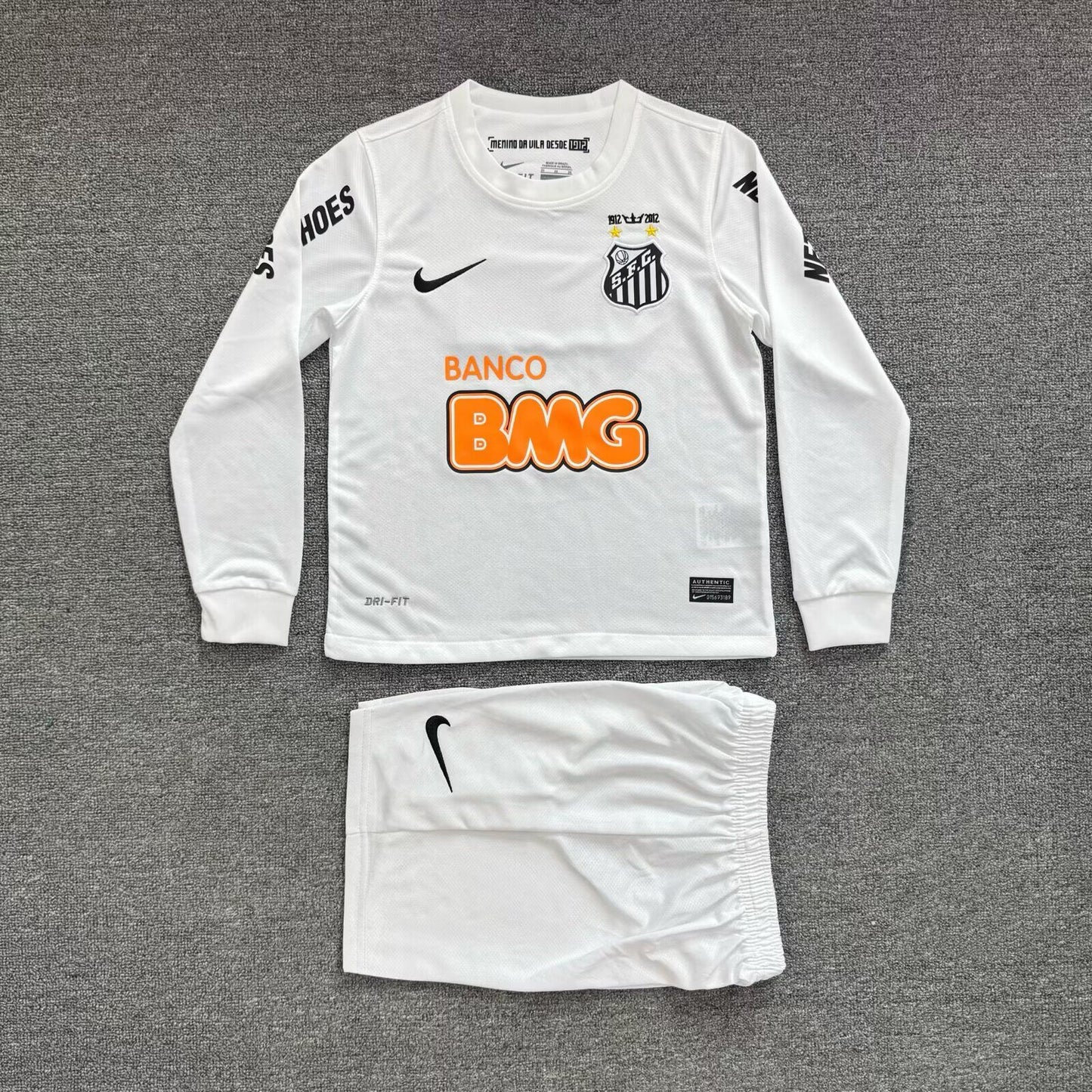 Equipacion de manga larga Santos 2011-12