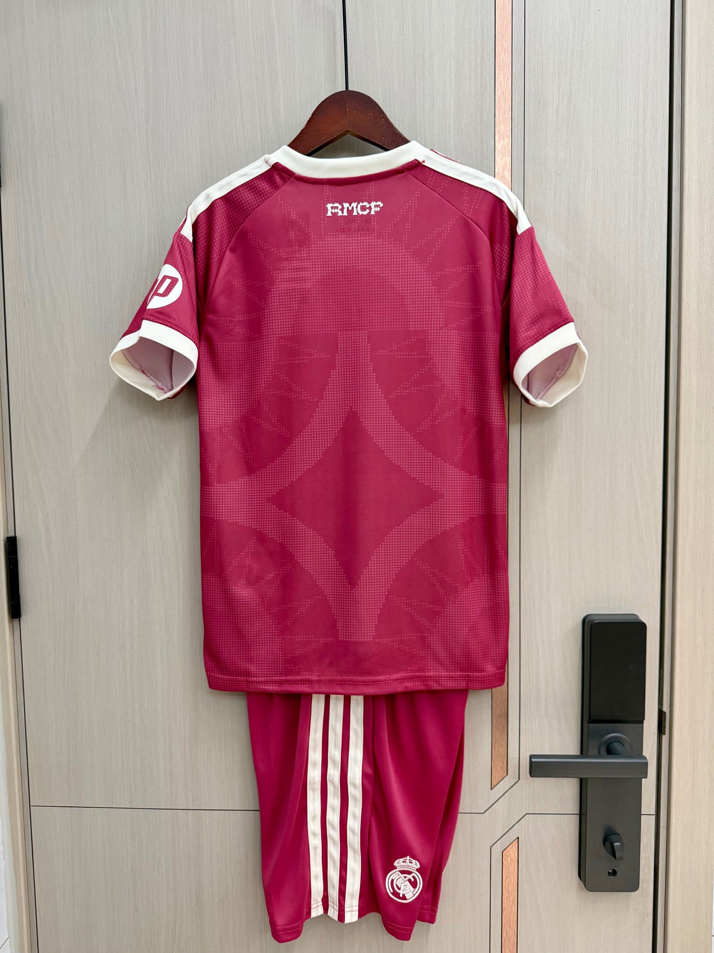 Tercera equipacion Real Madrid 26/27 (tallas adultos y niños)