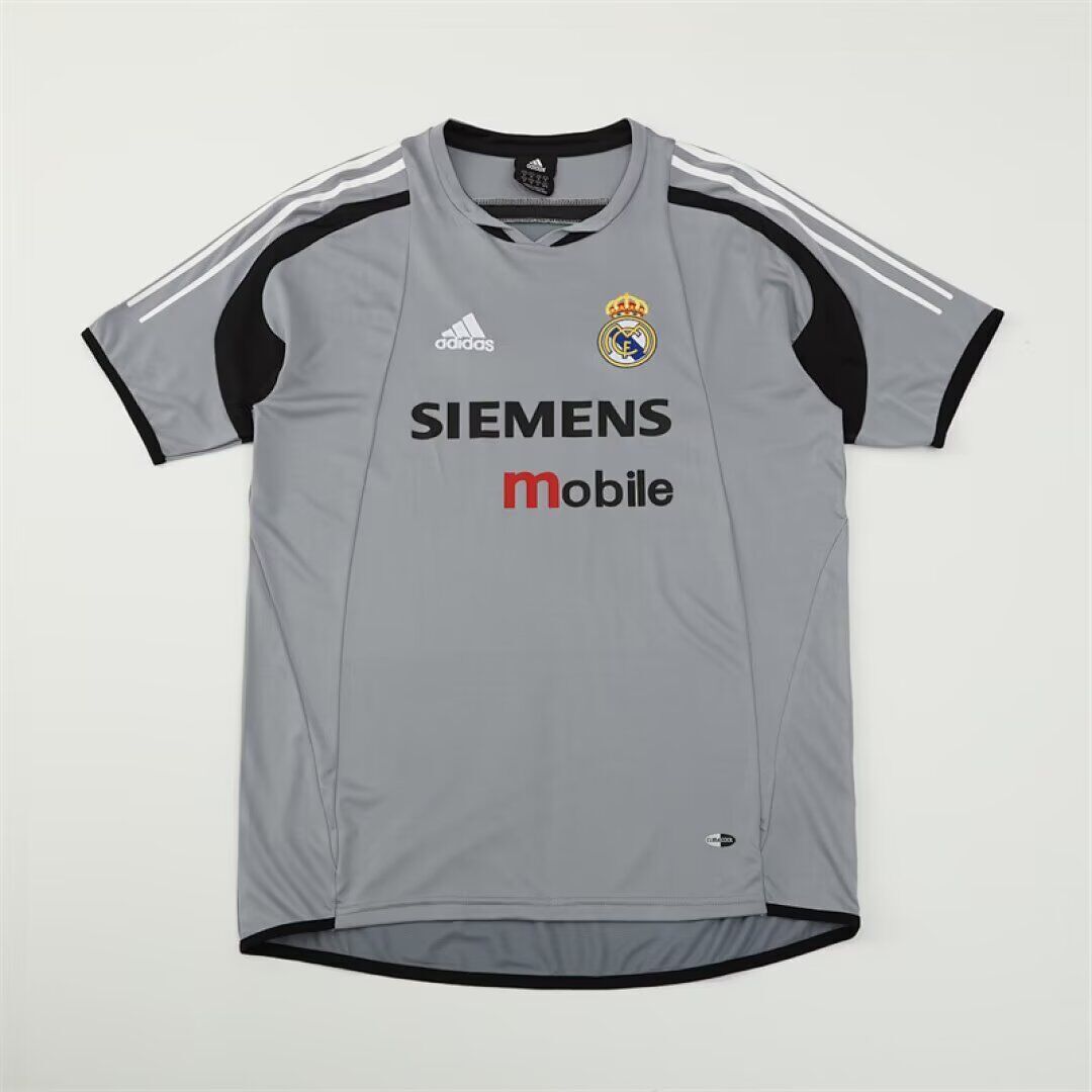 Camisetas de entrenamiento gris Real Madrid 2004/05 (solo tallas S-2XL)
