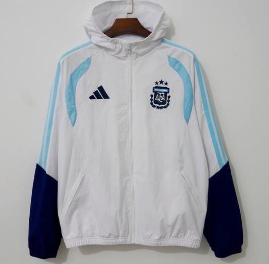 Chaqueta cortavientos Argentina 2026 blanca y azul con capucha (tallas S-3XL)