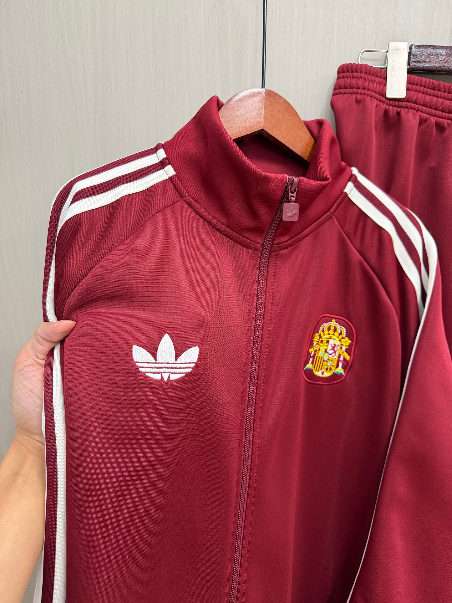 Chandal España rojo Mundial 2026 (Talla adultos y niños)