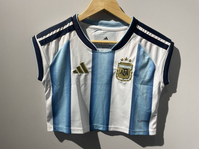 Crop de mujer Argentina 2026 Local (tallas S-XXL)
