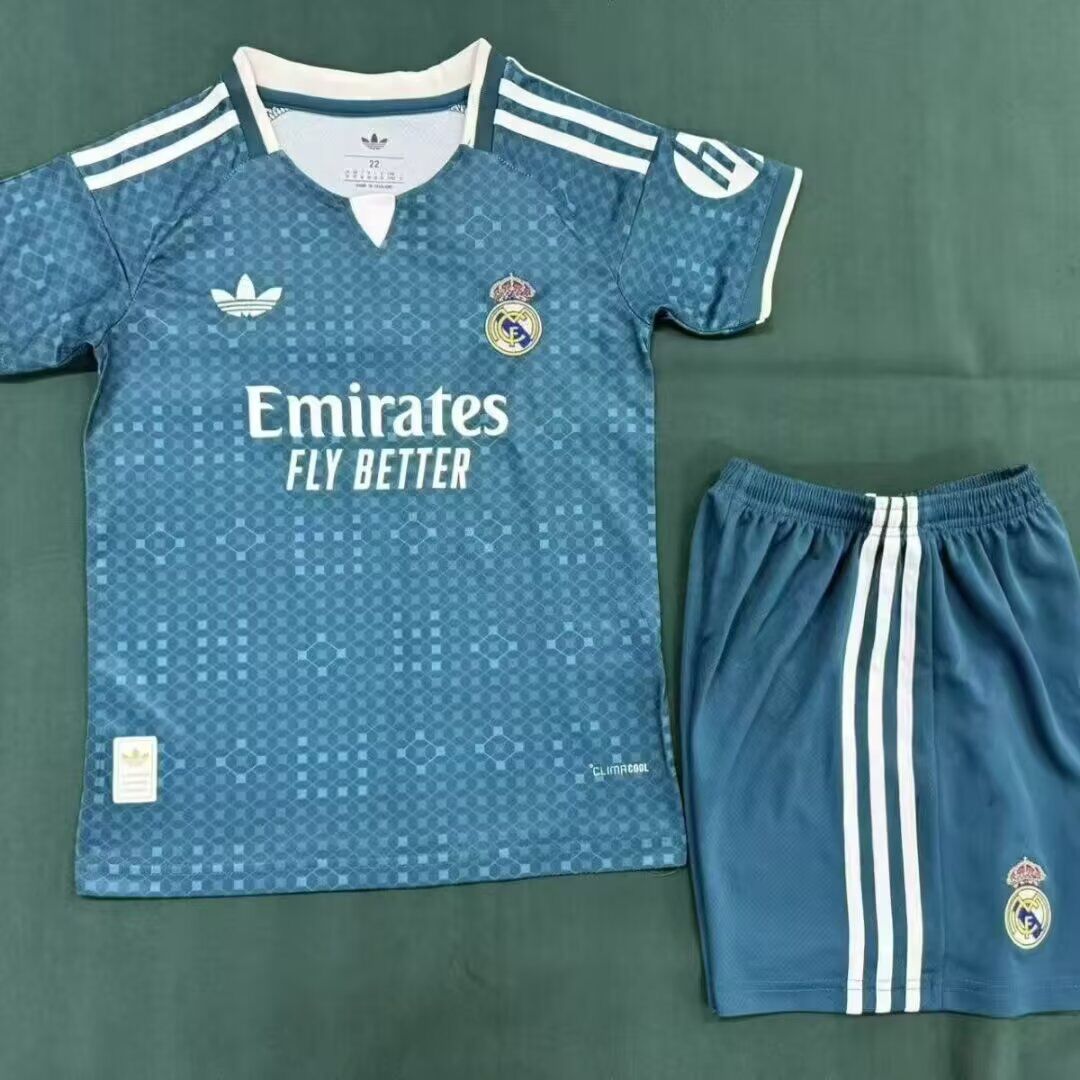 Equipacion Real Madrid 26/27 Visitante (tallas adultos y niños)