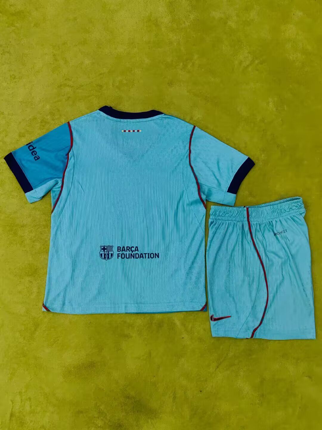 Tercera equipacion Barcelona 26/27