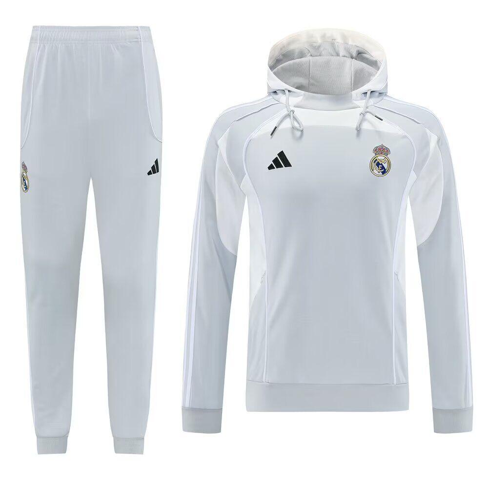 Chandal con gorro Real Madrid 25/26