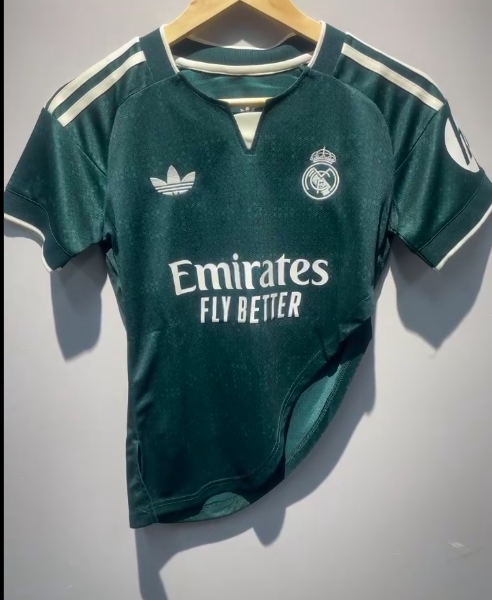 Crop de mujer Real Madrid 26-27 verde visitante (tallas S-XXL)