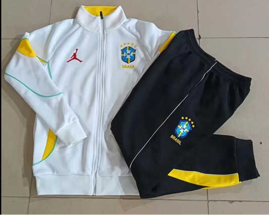 Chandal Brasil 2026 blanco con amarillo (tallas S-2XL)