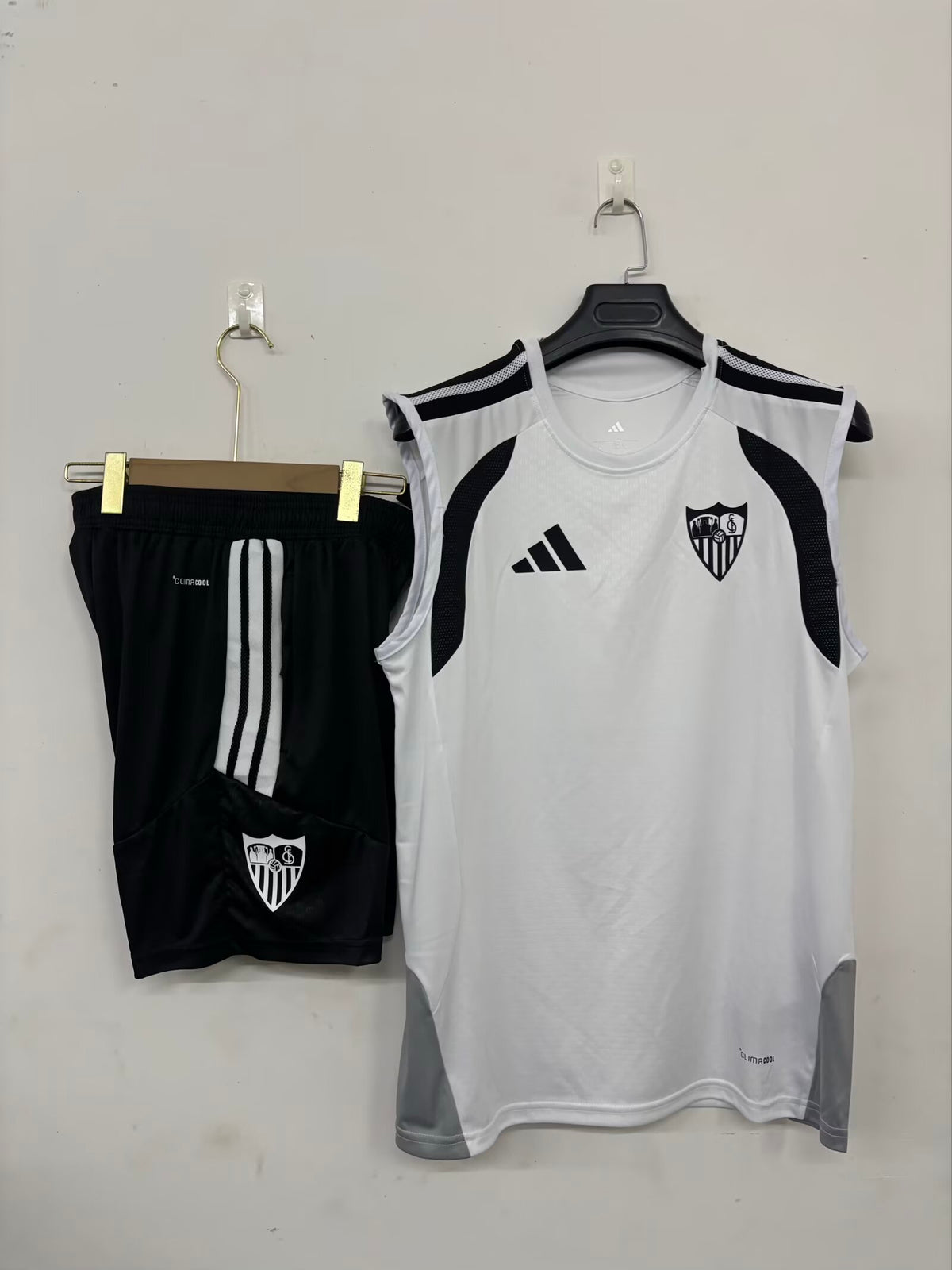 Conjunto sin mangas Sevilla 26-27 blanco (tallas S-2XL)