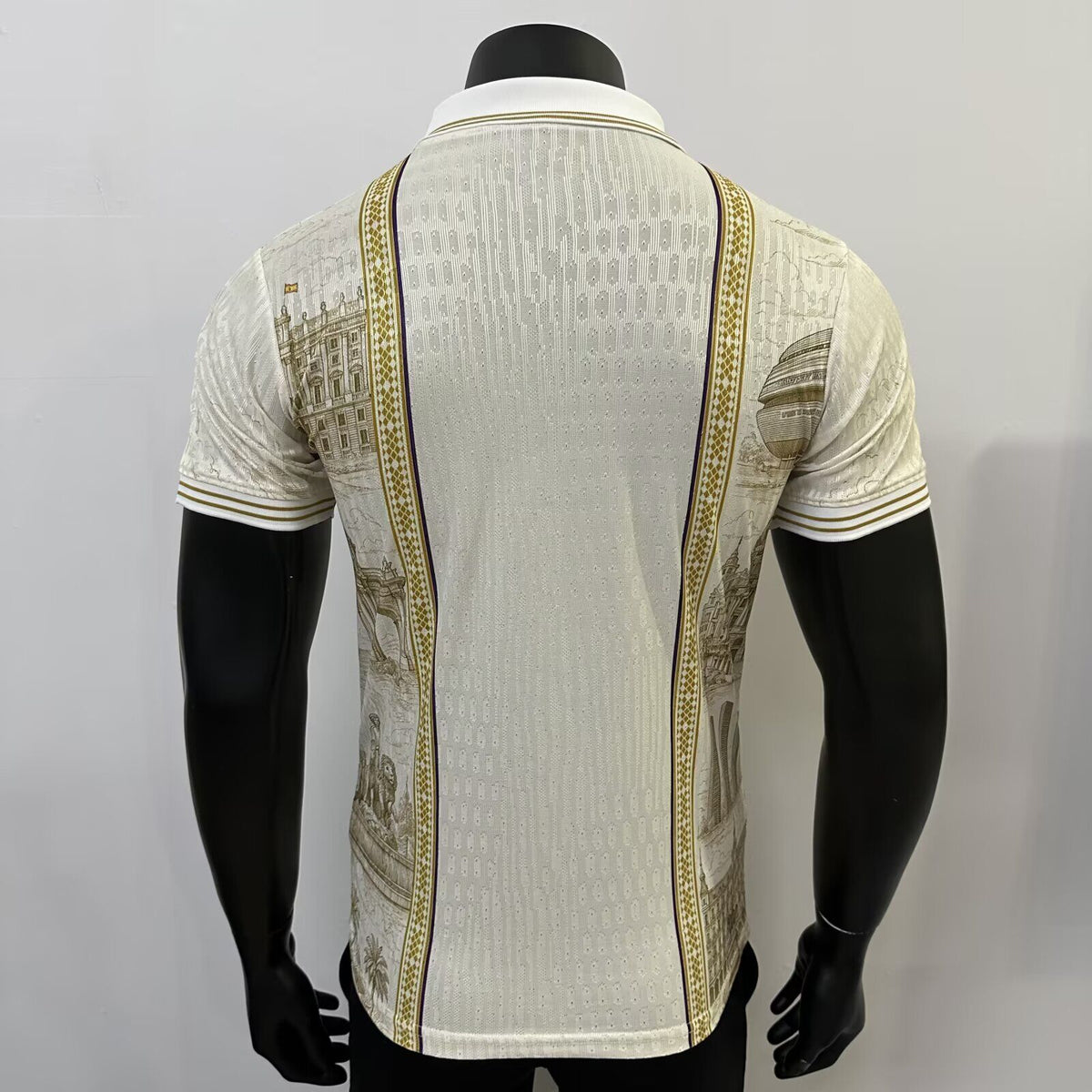 Camiseta Real Madrid 26-27 ciudad versión jugador (tallas S-2XL)