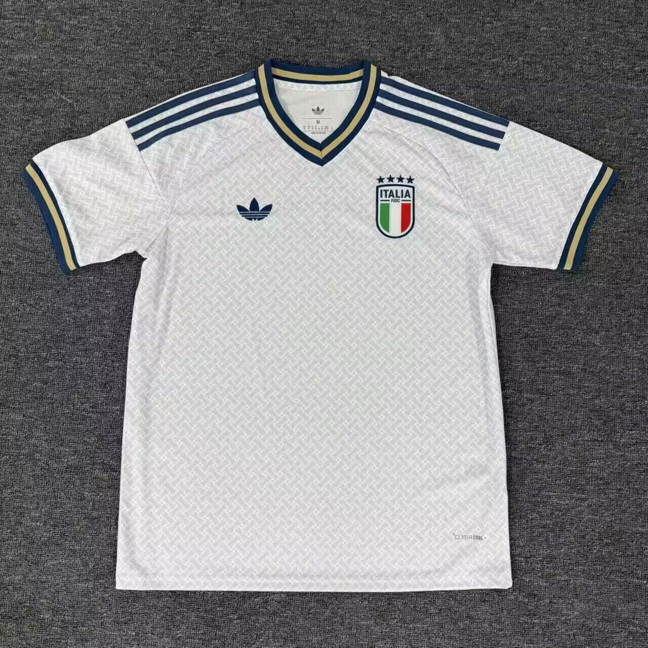 Camiseta Italia 26 Visitante