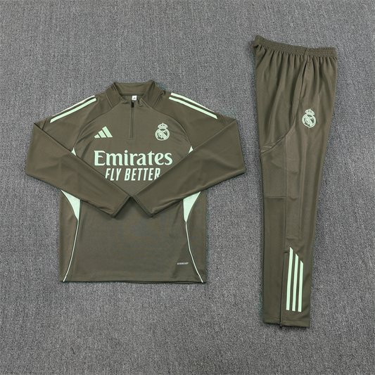 Chandal de entrenamiento Real Madrid 25/26