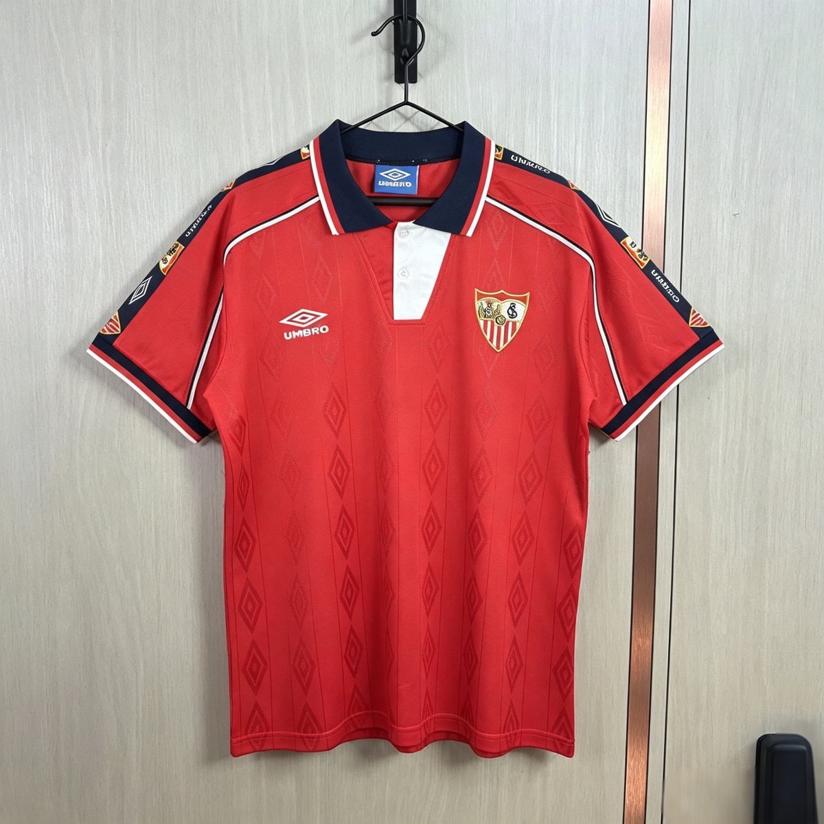 Camiseta Sevilla 1988 Visitante (tallas S-2XL) by Cafutshopp