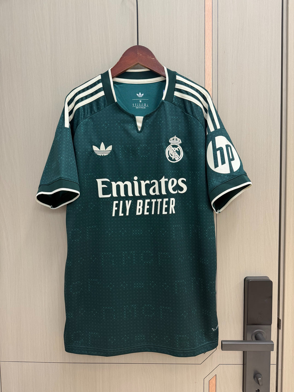 Camiseta Real Madrid 26/27 visitante (tallas S-3XL)