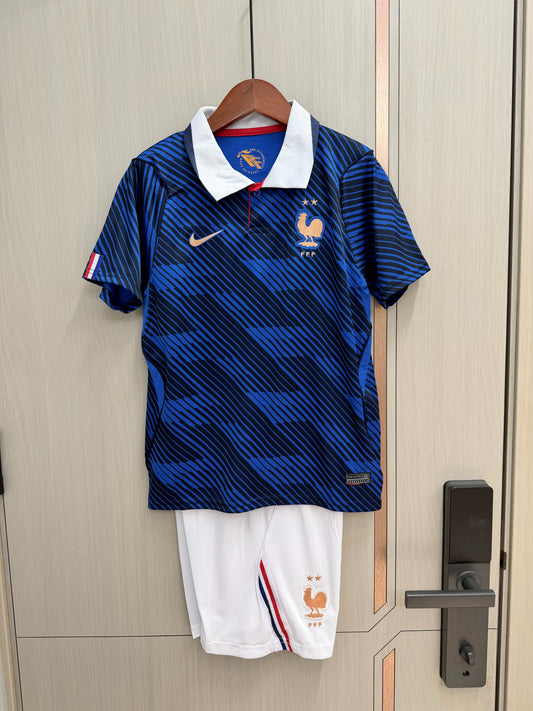Equipacion Francia mundial 2026 Local