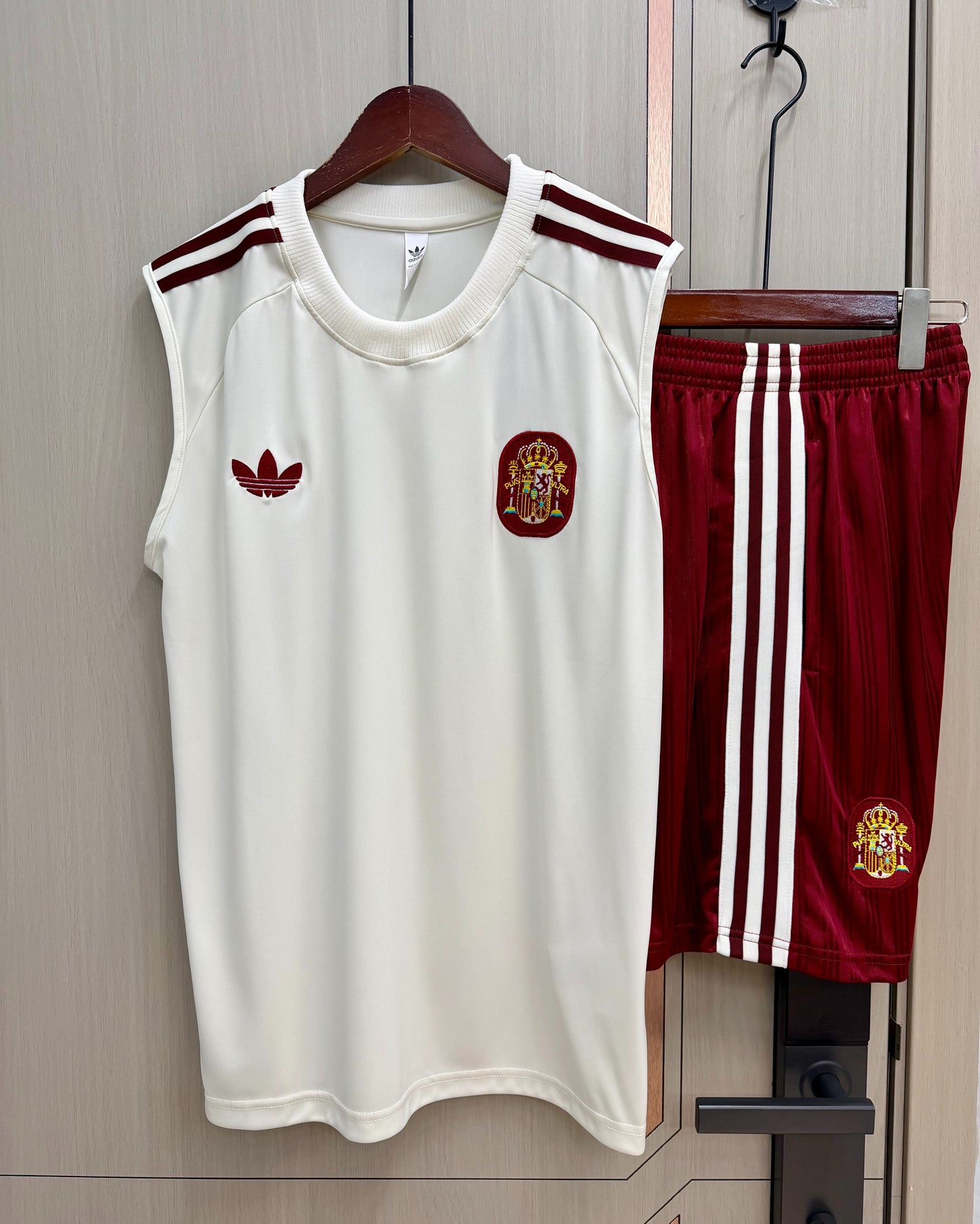 Conjunto sin mangas España Mundial 2026 blanco  (tallas S-2XL)