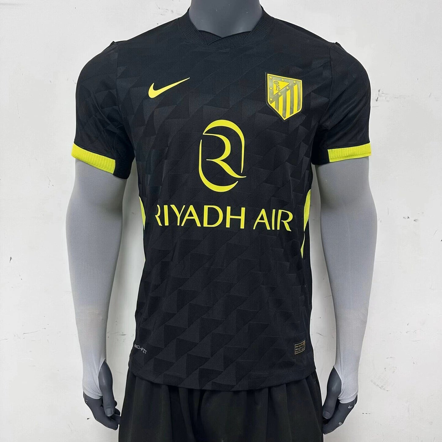 Camiseta Atletico de Madrid 26/27 negro visitante (tallas S-3XL)