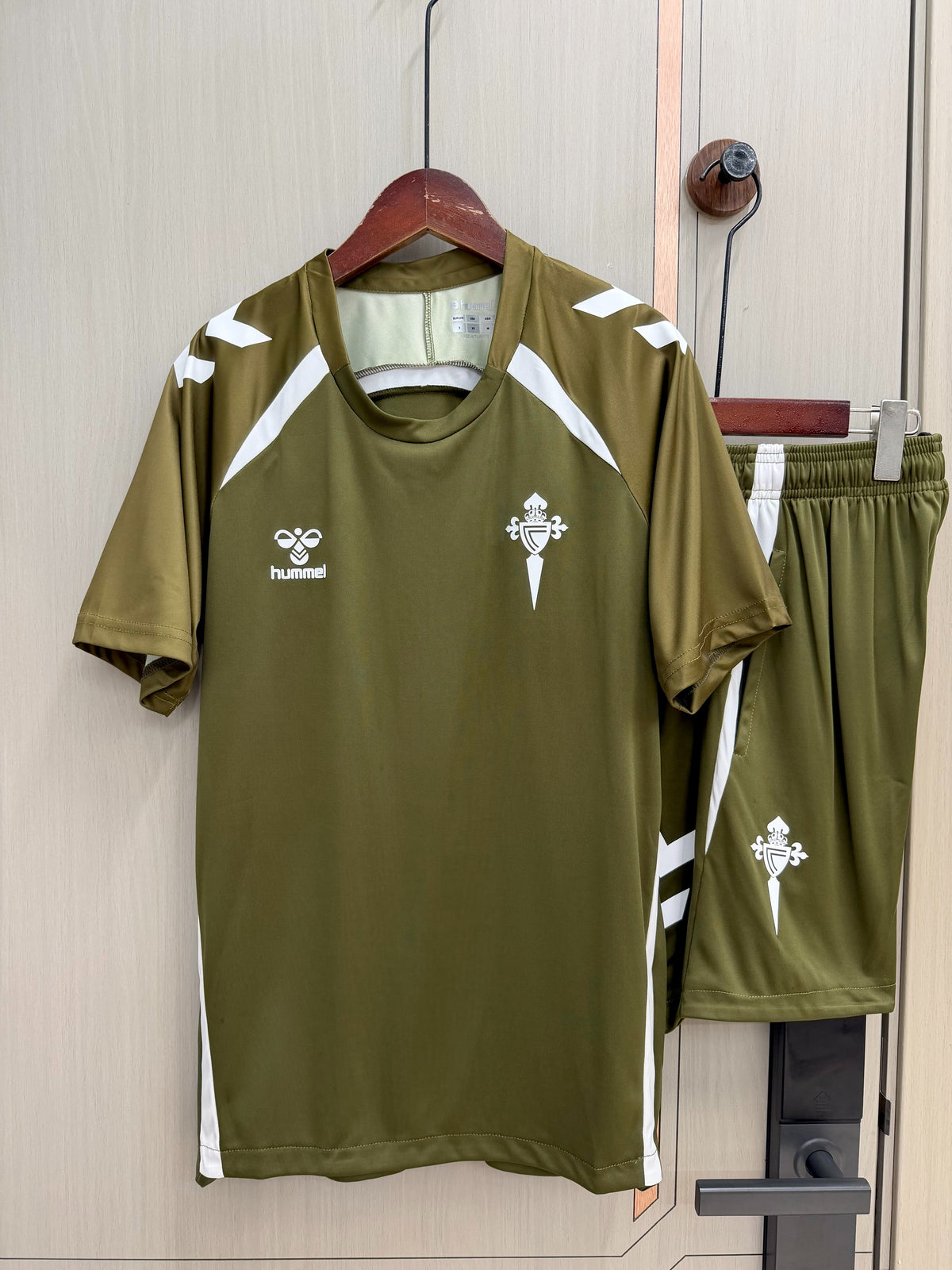 Conjunto de entrenamiento Celta 25/26 (solo tallas S-2XL)