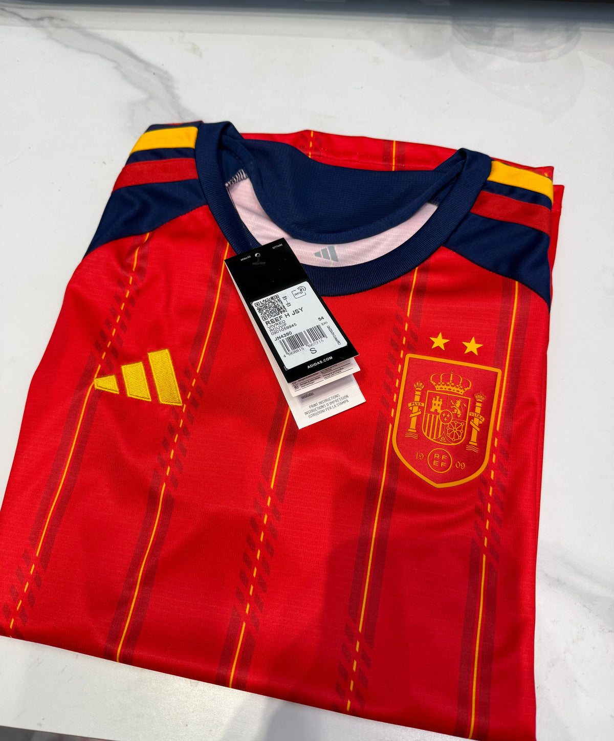 Camiseta España version mujer dos estrellas Local Mundial 2026 (mirar foto medidas)