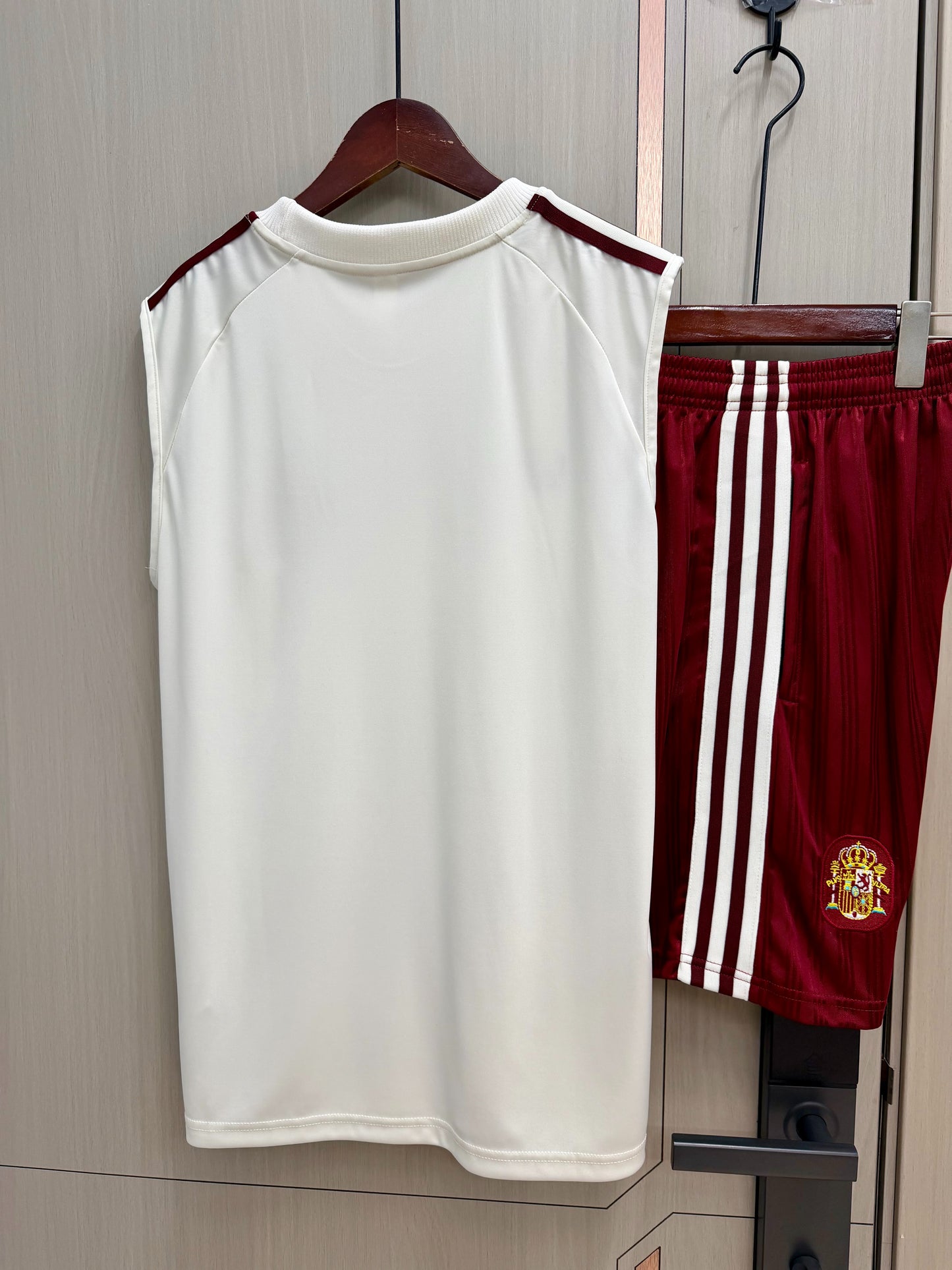 Conjunto sin mangas España Mundial 2026 blanco  (tallas S-2XL)