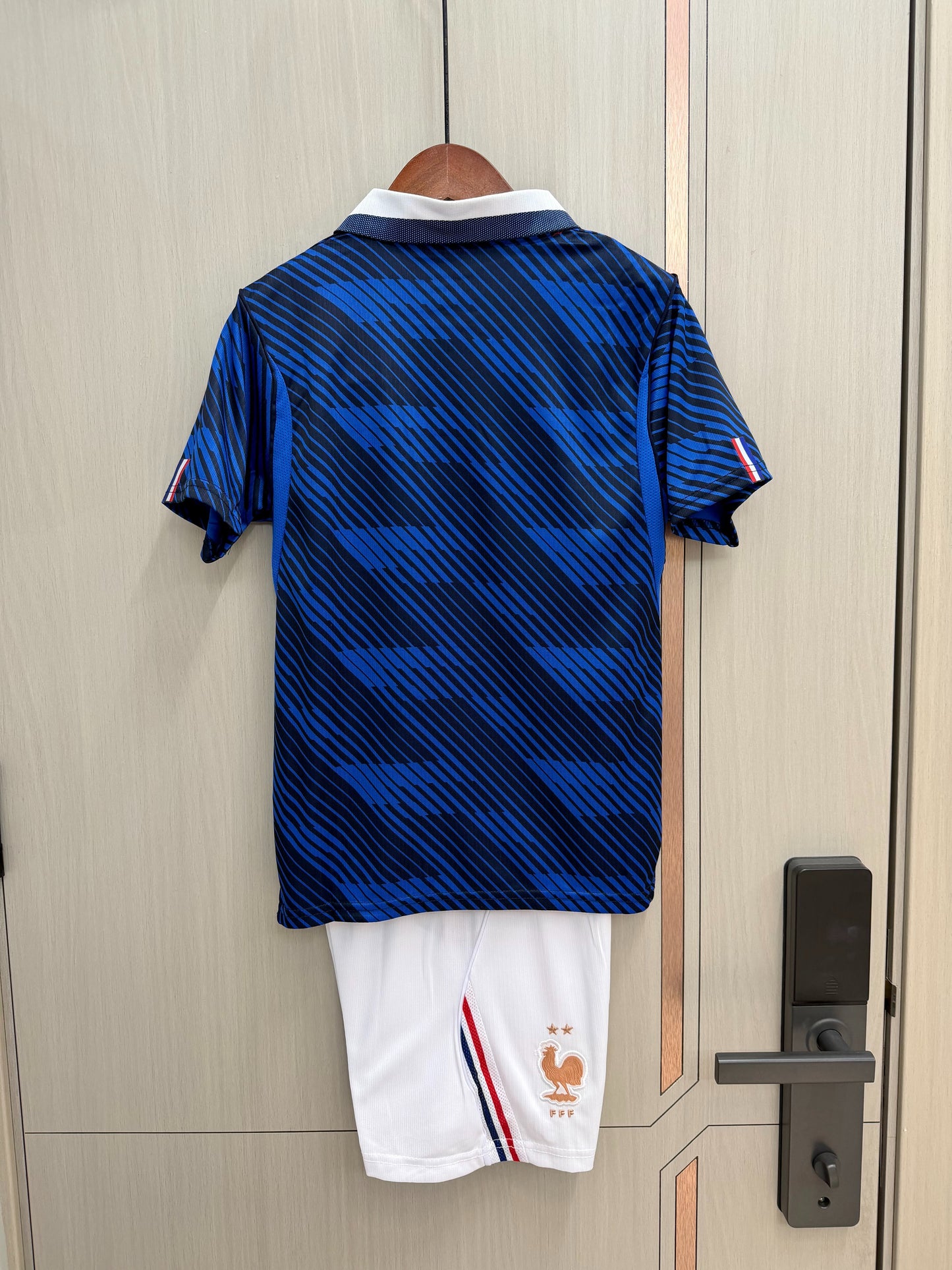 Equipacion Francia mundial 2026 Local