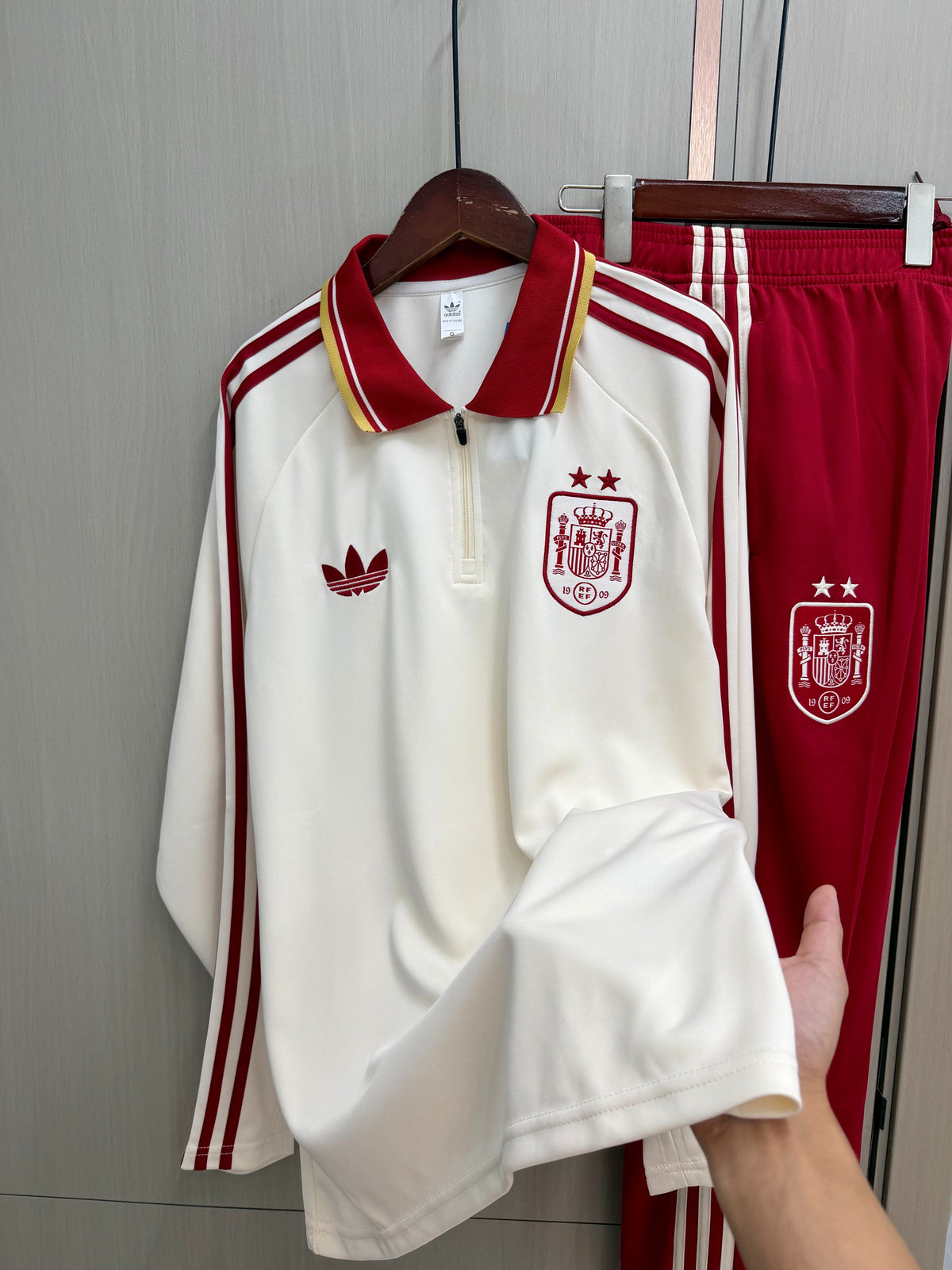 Chandal cortavientos España  Mundial 2026 dos estrellas (tallas S-XXL)