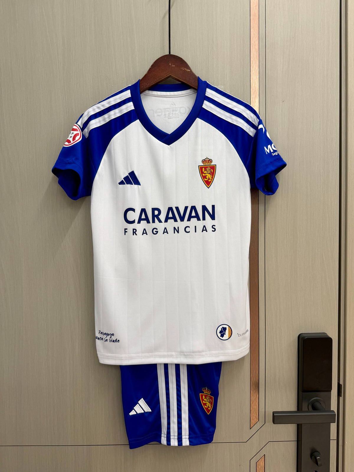 Equipacion Zaragoza 26-27 Local