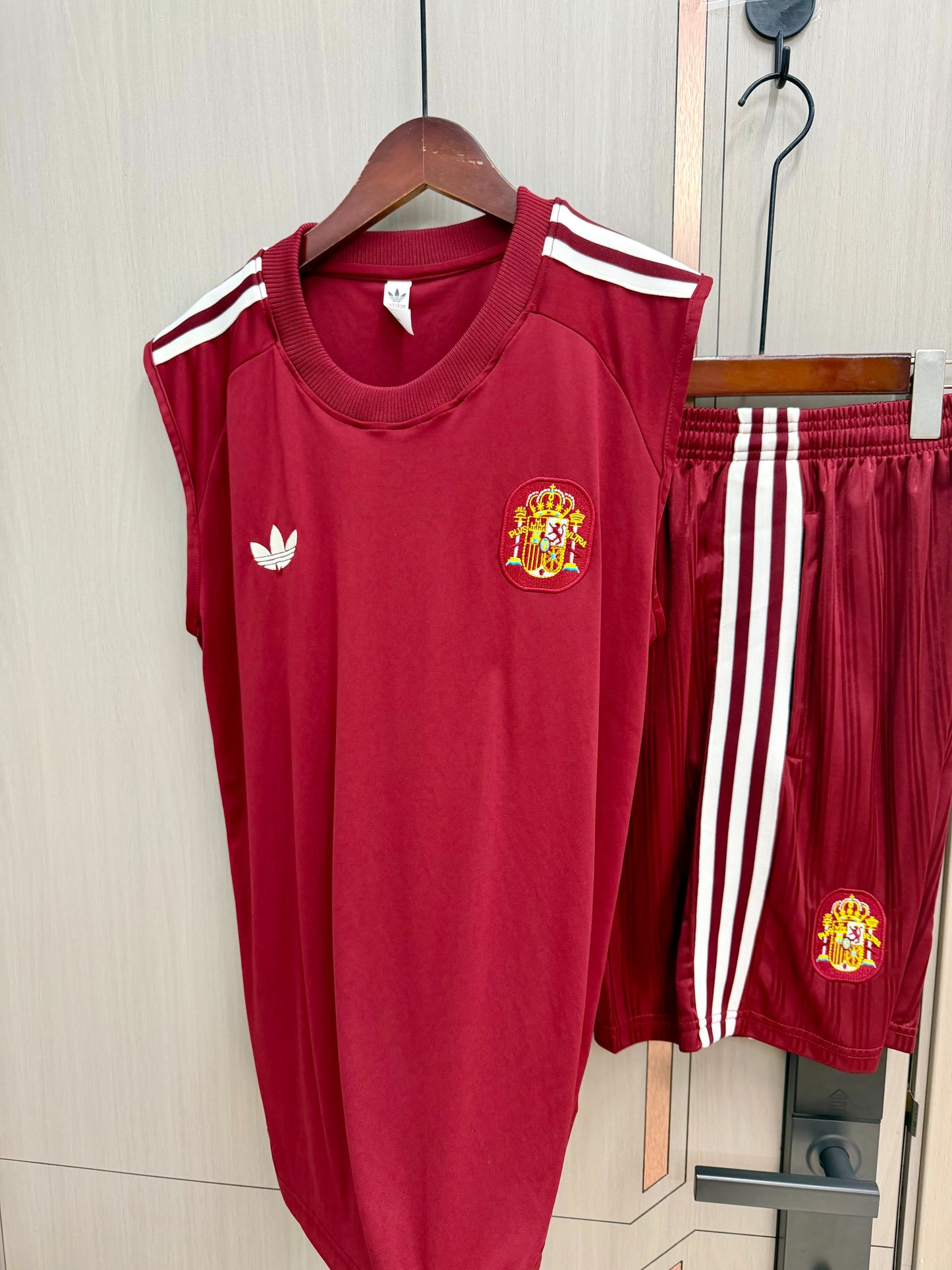Conjunto sin mangas España Mundial 2026 rojo (tallas S-2XL)